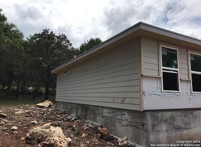 2nd image of 530 windy hill