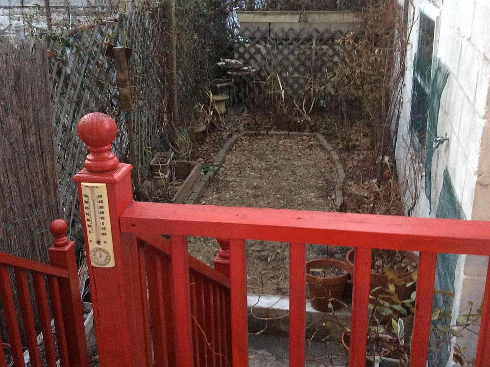 2nd image of 2586 46th St