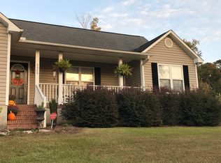 2020 Fairview Ln, Sanford, NC 27330