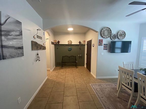 4th image of 1838 Troy Dr