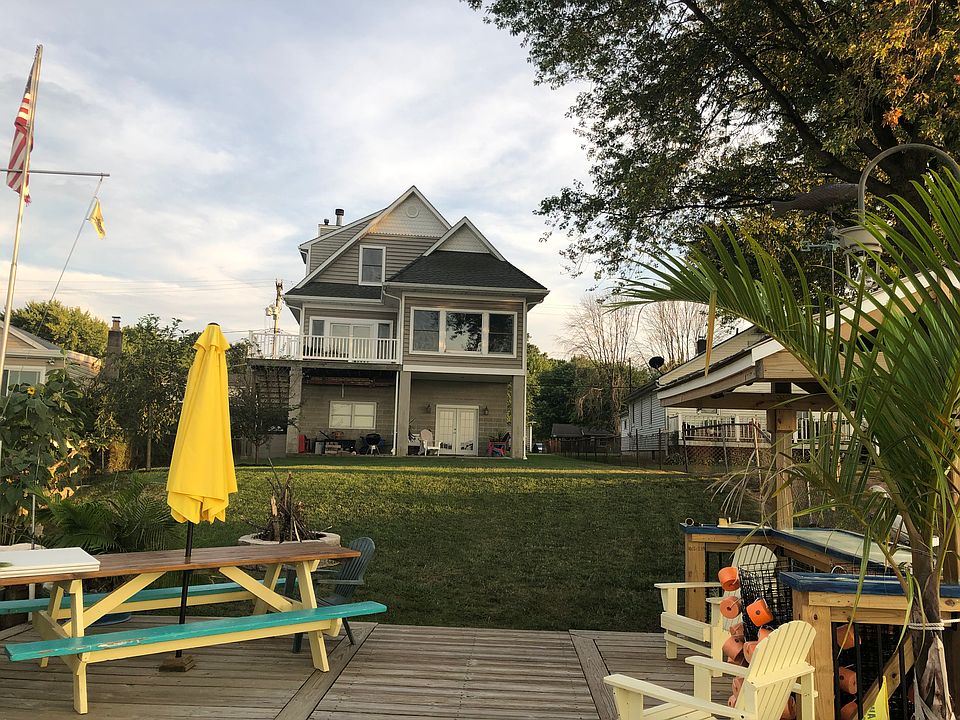 2nd image of 8338 Bletzer Rd