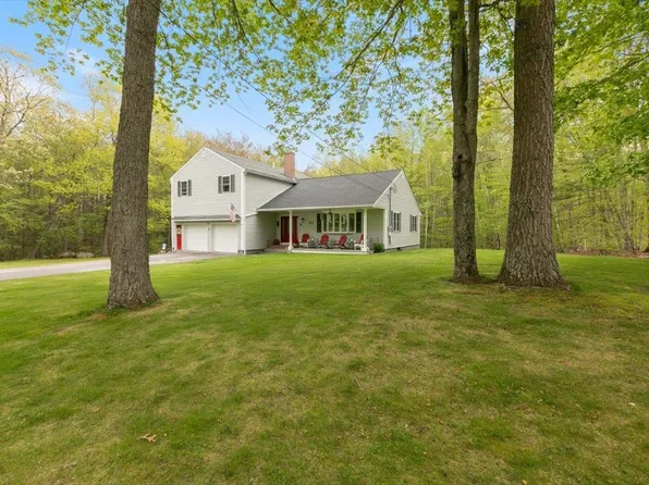 10 Balsam Way, Plaistow, NH 03865