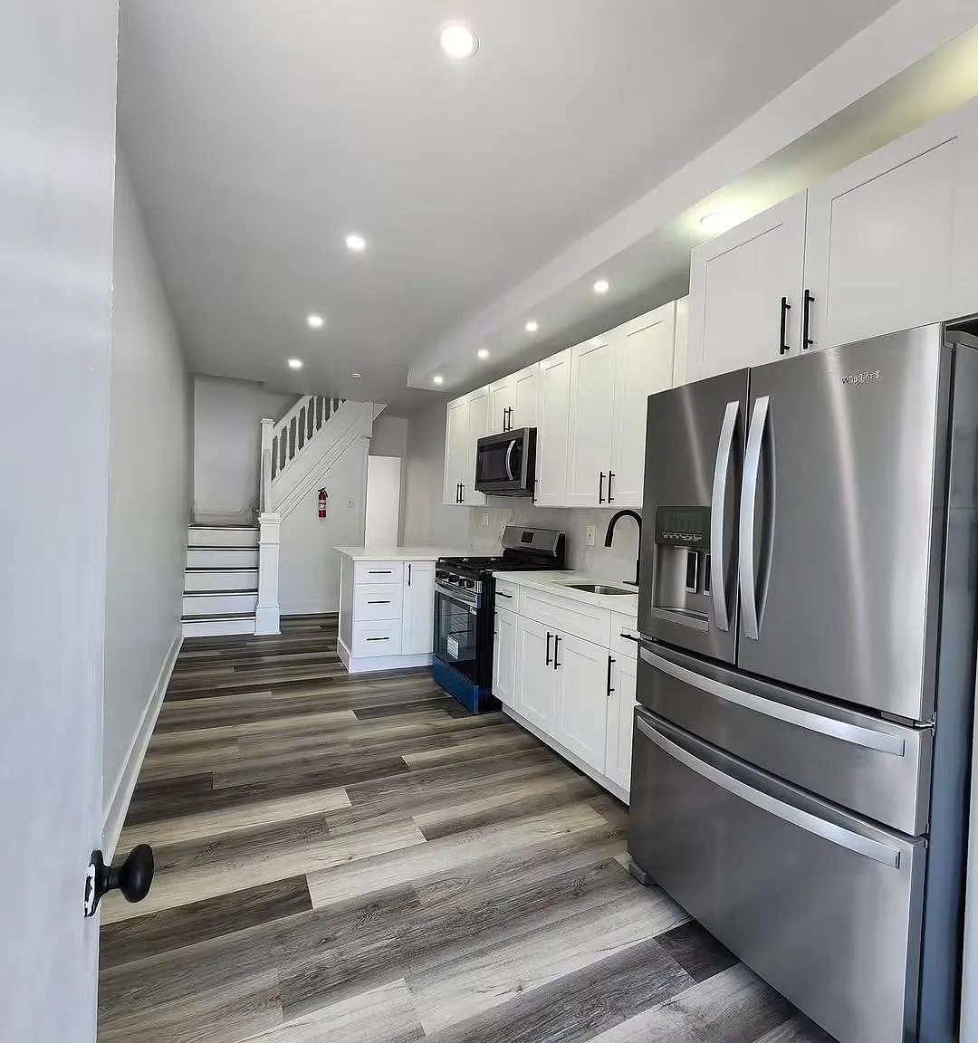 4 bed, 1290 sqft, $2,000 — Photo 4