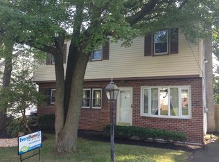 2820 Phipps Ave, Willow Grove, PA 19090