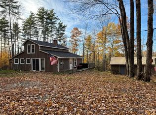 29 Lovers Lane, Saint Albans, ME 04971
