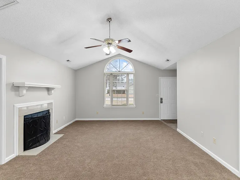 152 Settlers Cir — Photo 5