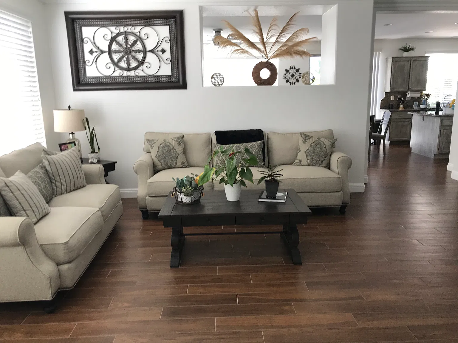 5 bed, 2646 sqft, $4,200 — Photo 4