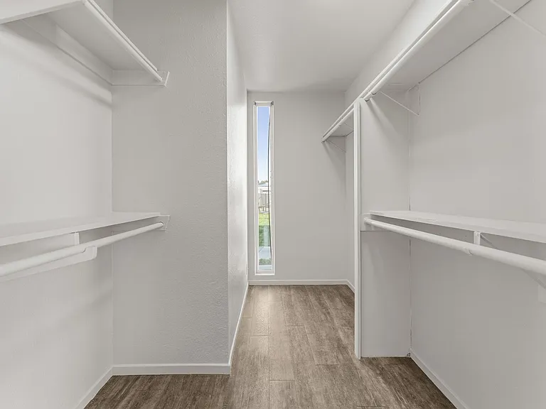 Tamarack Sands Apartment Homes — Photo 66