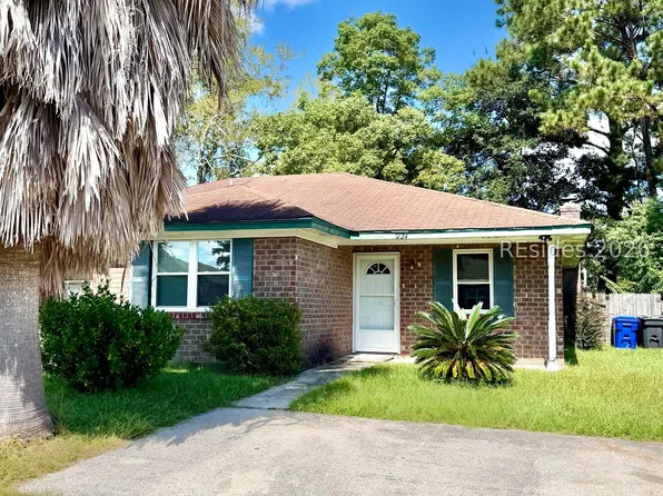 7724 Suzanne Drive, North Charleston, SC 29418