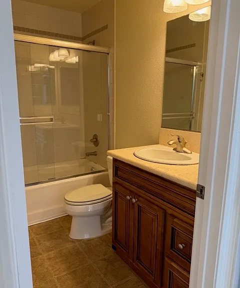 8529 Villa La Jolla Dr #C — Photo 6