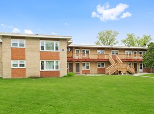 1021 Tollview Ave #2, Aurora, IL 60505