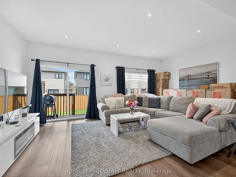 13 June Callwood Way — Photo 20