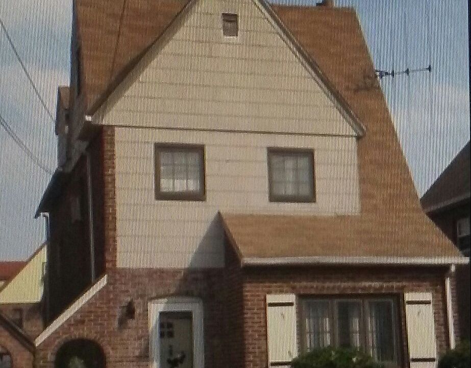 1st image of 138-238 St