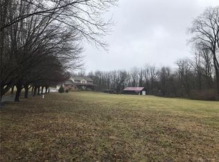 97 Country Place Ct, Xenia, OH 45385