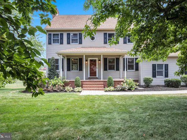 47 E Yellow Breeches Rd, Carlisle, PA 17015
