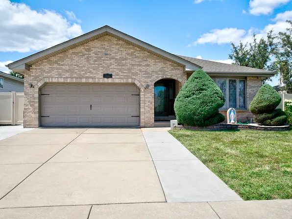 7504 Blazer Ave, Justice, IL 60458