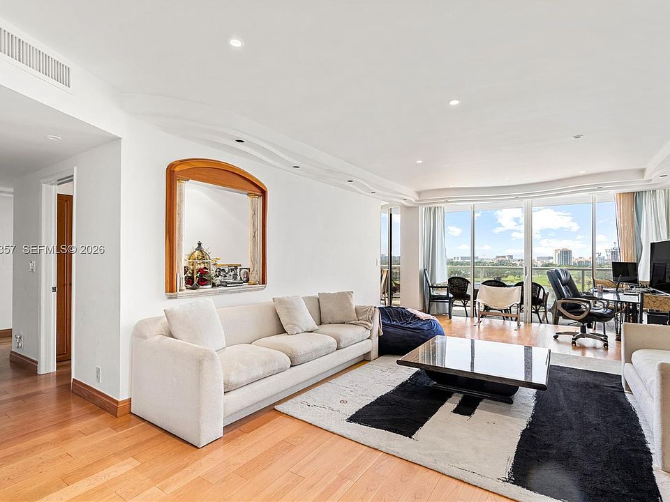 1st image of 20281 E Country Club Dr APT 909