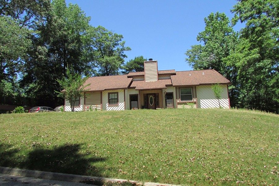 1st image of 142 Shulsen Dr