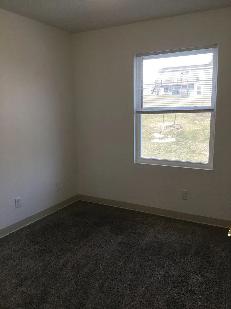 306 Melody Lane — Photo 4