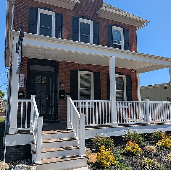 727 W Main St #2 — Photo 1