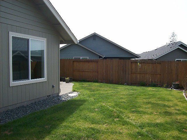 2nd image of 2690 Estates Ln