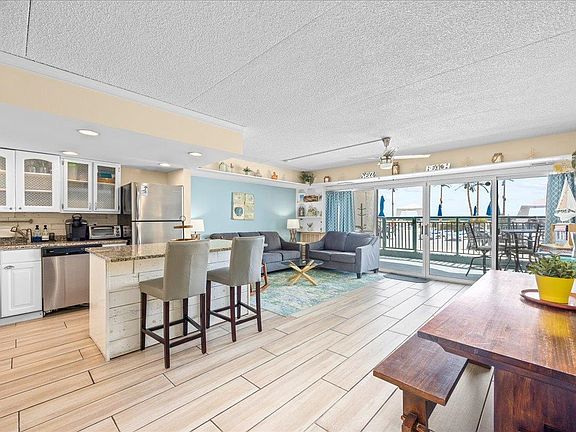 5th image of 5201 Ocean Ave APT 1010