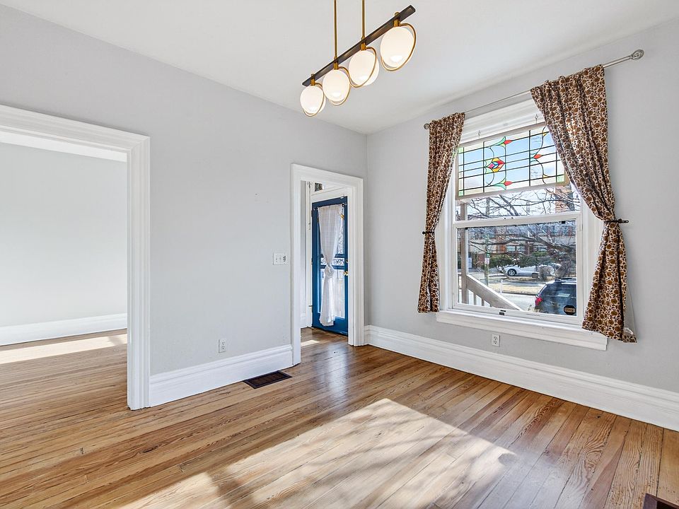 1st image of 723 30th St