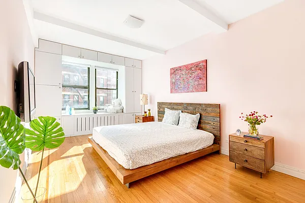 Sold by Compass | media 5