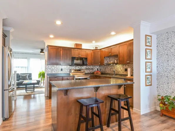 5900 Jinkerson Rd #6, Chilliwack, BC V2R 0B2