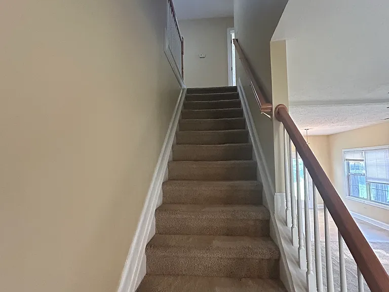 182 Pavilion Dr — Photo 20