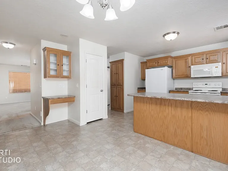 717 Hafen Ln #2A — Photo 8