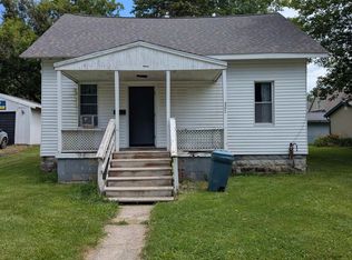 302 N Kennefic St, Yale, MI 48097