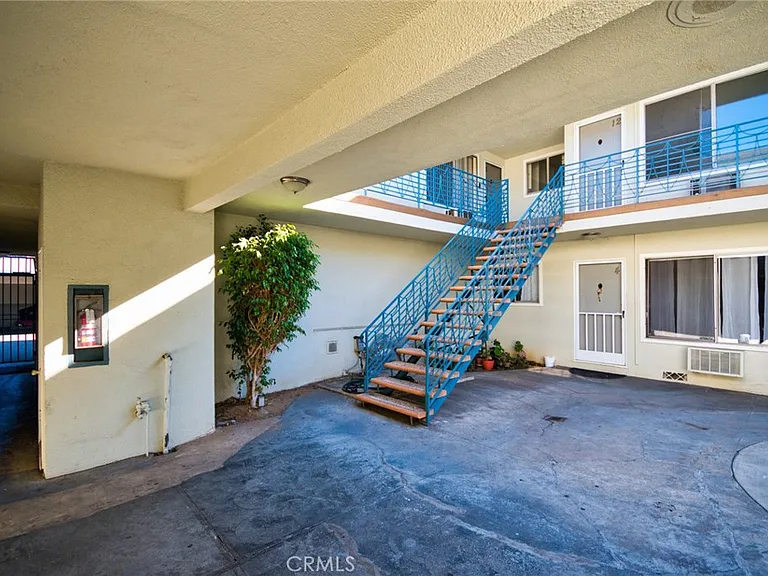 1024 S Atlantic Blvd #16 — Photo 6