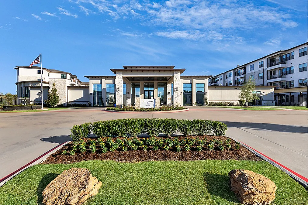 Ivy Point Cypress - 55+ Active Adult Apartment — Photo 3