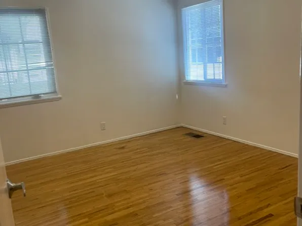 536 N Van Ness Ave #2, Los Angeles, CA 90004