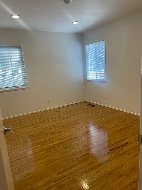Building Photo - 536 N Van Ness Ave #2