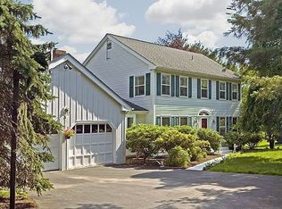4 Meadow Ln, Pennington, NJ 08534