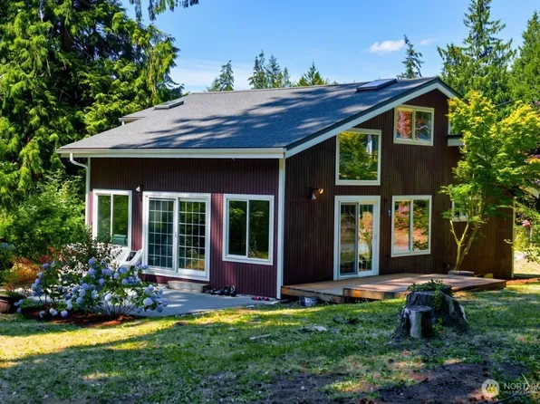 36875 Tamarack Drive NE, Hansville, WA 98340