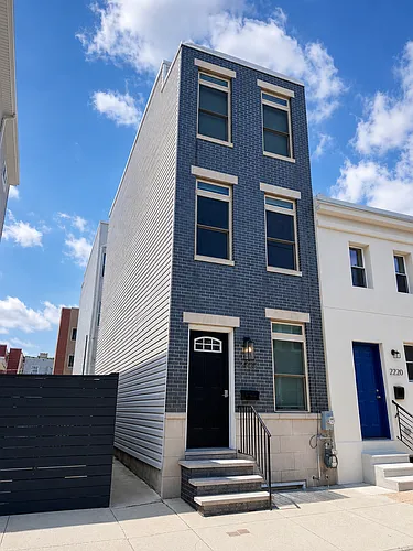 2222 E Albert St Photo 1