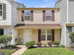 21 Waterview Ct, Marlton, NJ 08053
