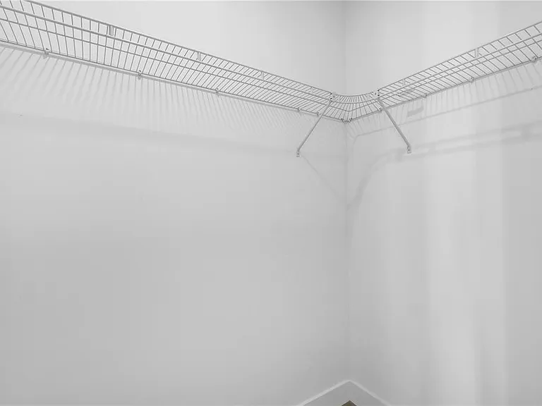 10065 Memphis St — Photo 32