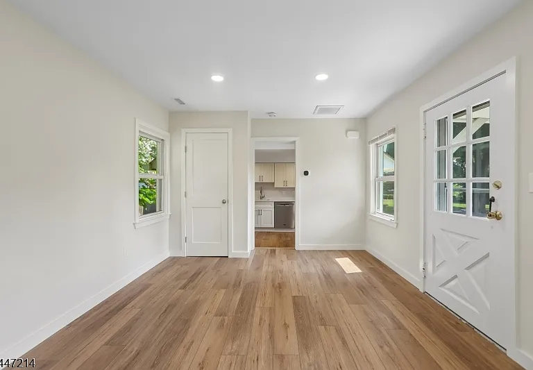 25 Alma Ave — Photo 18