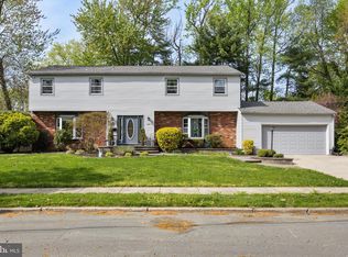 105 Hart Rd, Cherry Hill, NJ 08034
