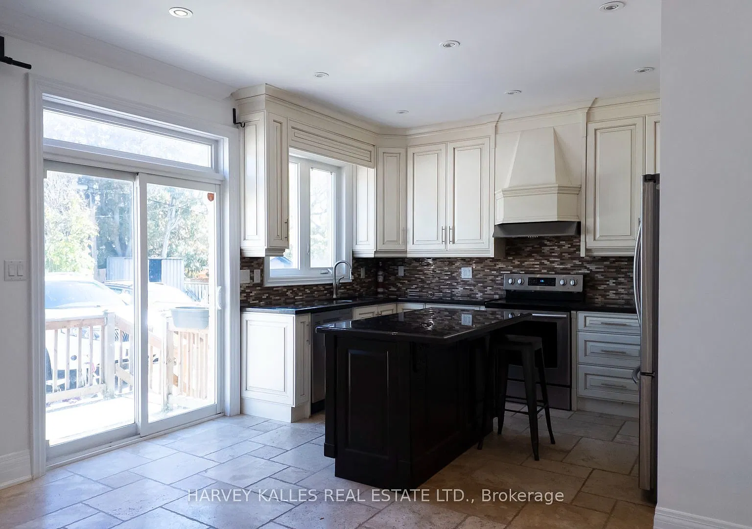 2 bed, $2,600 — Photo 3