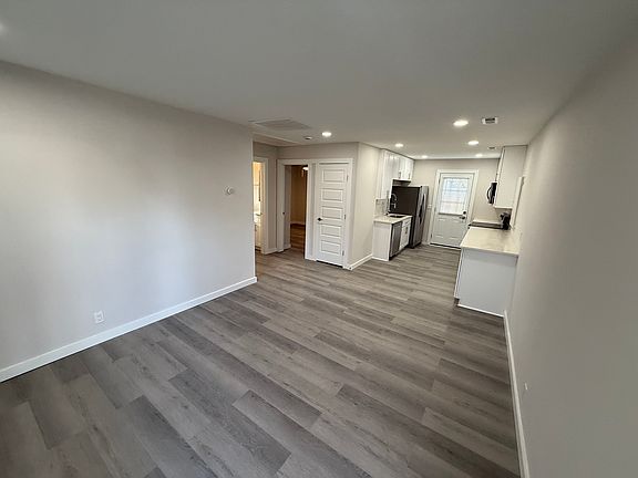 4th image of 2711 Meharry Blvd Unit C