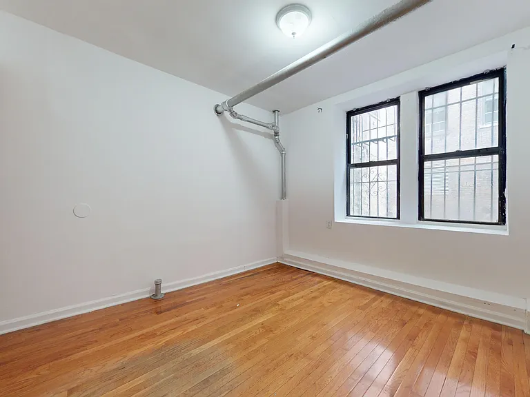 525 W 158th St #523 — Photo 4
