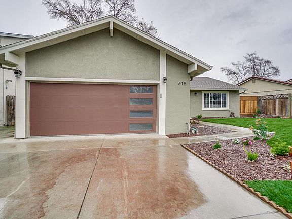 3rd image of 615 Lanfair Dr