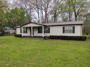 75 Chuckwood Dr, Springville, TN 38256