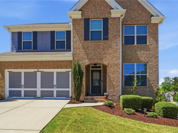 297 Edinburgh Ln, Woodstock, GA 30188