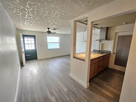 4th image of 4915 Elkner St #4915